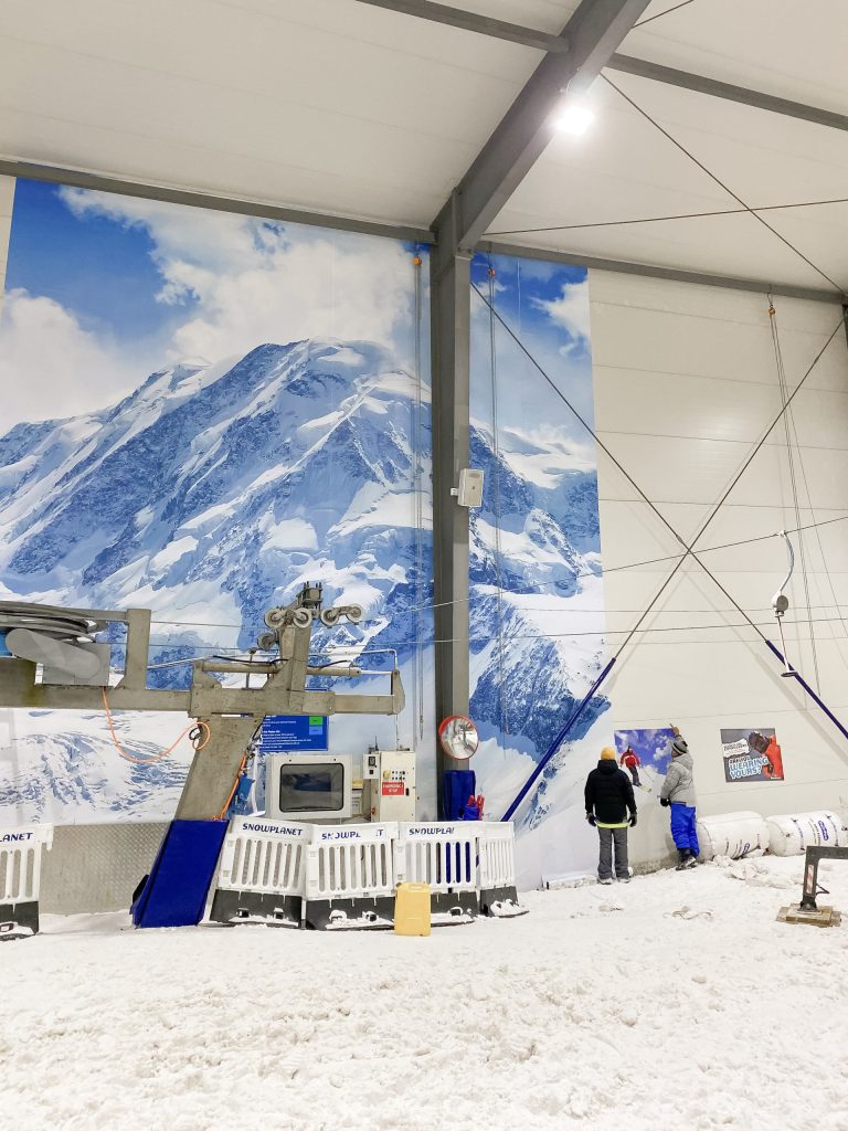 Snowplanet1